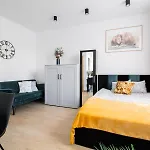 Apartamento Piotrapartments - Wilcza - Luxury - Prime Location *