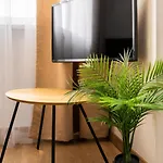 Piotrapartments - Wilcza - Luxury - Prime Location ワルシャワ