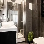 Piotrapartments - Wilcza - Luxury - Prime Location アパート ワルシャワ