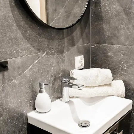Piotrapartments - Wilcza Luxury In Centre Apartamento