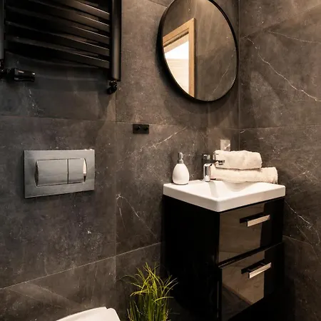 Piotrapartments - Wilcza - Luxury - Prime Location