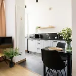 Piotrapartments - Central Warsaw Wilcza - Luxury Apartment - Prime Location *