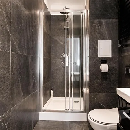 Piotrapartments - Wilcza - Luxury - Prime Location * Varsovia