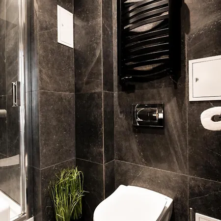 Piotrapartments - Wilcza - Luxury - Prime Location